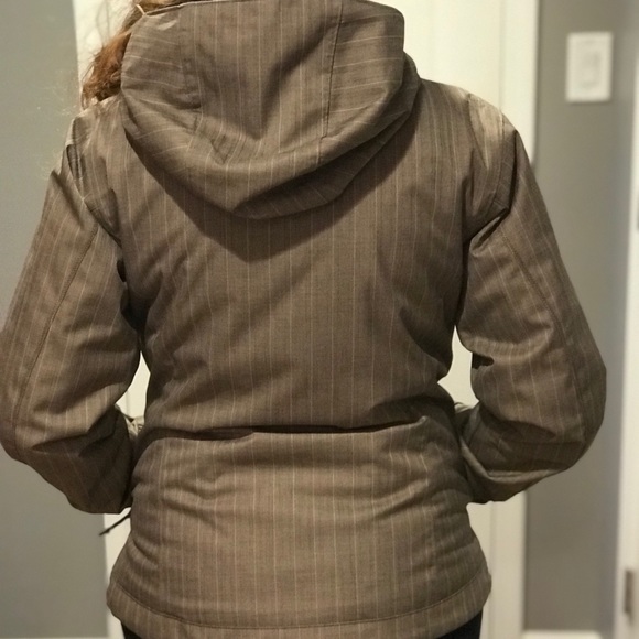 Columbia Outdoor Jacket - Picture 3 of 5